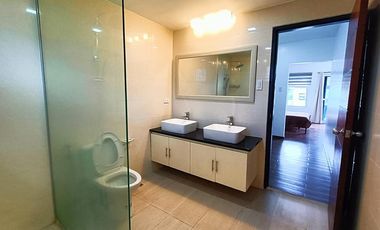 5 BEDROOM HOUSE FOR RENT IN FOREST PARK ANGELES CITY NEAR CLARK