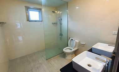 5 BEDROOM HOUSE FOR RENT IN FOREST PARK ANGELES CITY NEAR CLARK