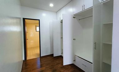 5 BEDROOM HOUSE FOR RENT IN FOREST PARK ANGELES CITY NEAR CLARK