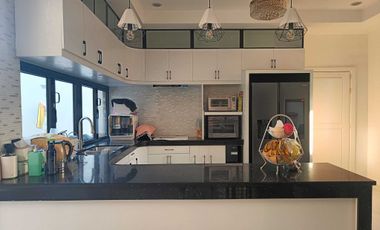 For Sale: New Modern High-Ceiling Home with Pool nr Clark, Angeles