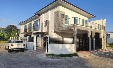 For Sale: New Modern High-Ceiling Home with Pool nr Clark, Angeles