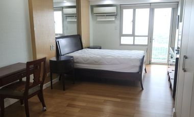 FOR LEASE THE GROVE BY ROCKWELL