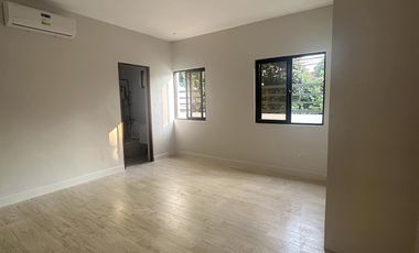 4-br House at Multinational Village