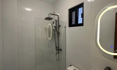 4-br House at Multinational Village