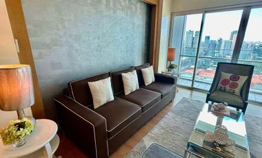 For Sale St Francis Shangri-la Place 3 Bedrooms Corner Unit with Parking