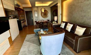 For Sale St Francis Shangri-la Place 3 Bedrooms Corner Unit with Parking