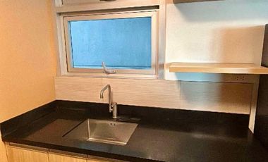 For Sale St Francis Shangri-la Place 3 Bedrooms Corner Unit with Parking