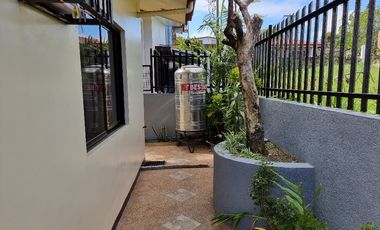 A Cozy 2 Bedroom Bungalow House with loft in Tagaytay, Cavite
