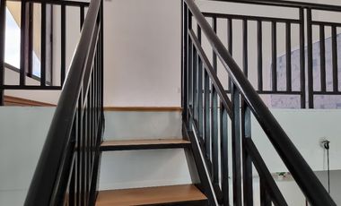 A Cozy 2 Bedroom Bungalow House with loft in Tagaytay, Cavite