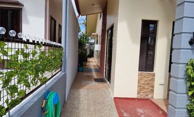 A Cozy 2 Bedroom Bungalow House with loft in Tagaytay, Cavite