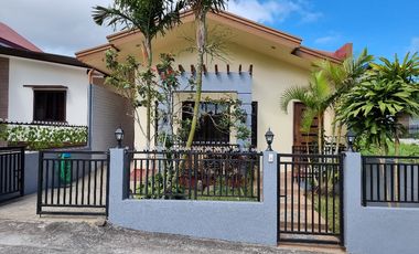 A Cozy 2 Bedroom Bungalow House with loft in Tagaytay, Cavite