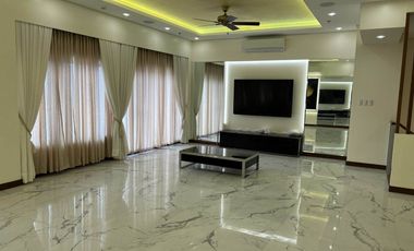 4BR Loft Condominium for Rent in Brio Tower, Makati City RH20604