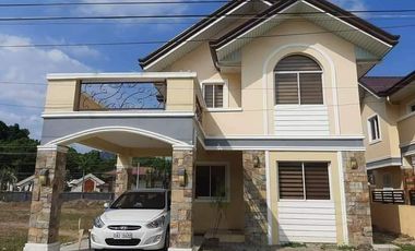 4 Bedrooms House and Lot For Sale in Tierra Verde Subic Elsa Deluxe.