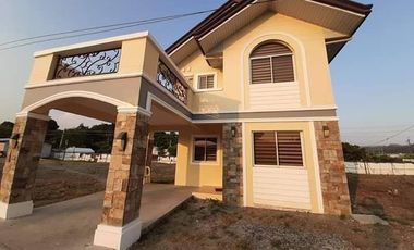 4 Bedrooms House and Lot For Sale in Tierra Verde Subic Elsa Deluxe.