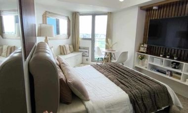 Azure North- The Resort Residences Studio unit w/ balcony in CSFP for Sale