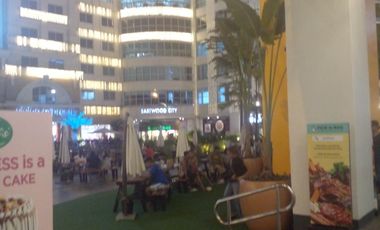 For Rent/Sale Big 1-Bedroom with Parking at Parkview 2 Eastwood City, Quezon City