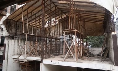 Edificio en venta para completar frente al Parque México