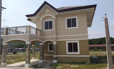4 Bedrooms House and Lot in Tierra Verde Subic Zambales