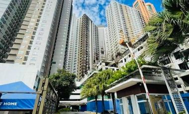 1 Bedroom Condo in Mandaluyong Pioneer Woodlands near Megamall Starmall Makati