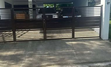 5BR House and Lot for Rent at Woodridge Heights, Quezon City