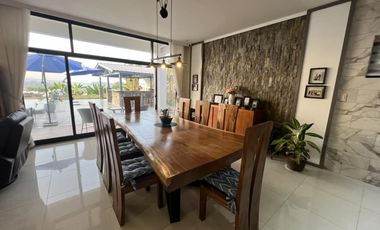 4 Bedroom House For Sale in Sunvalley Clark Clarkfield, Mabalacat, Pampanga