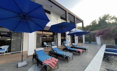 4 Bedroom House For Sale in Sunvalley Clark Clarkfield, Mabalacat, Pampanga