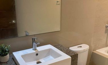 Spacious 2BR with sea views and beach access for rent in Mactan, Cebu