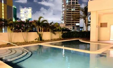 Four Season Riviera, 3BR with Balcony and Parking FOR SALE in Binondo, Manila