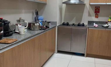 Four Season Riviera, 3BR with Balcony and Parking FOR SALE in Binondo, Manila