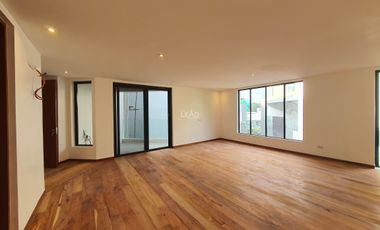 For Sale 5 Bedroom House in Residences at Wack Wack, Mandaluyong City