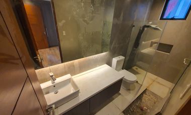 For Sale 5 Bedroom House in Residences at Wack Wack, Mandaluyong City