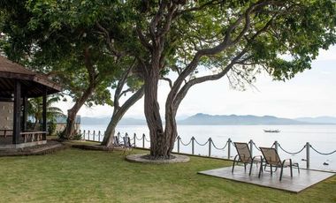 A White Sand Beachfront Resthouse in Batangas