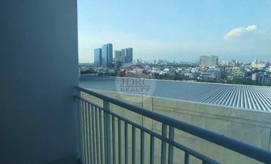 JAZZ RESIDENCES - 2 Bedroom Unit w/ Balcony