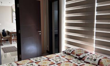 RFO Furnished 2BR w/ Balcony & Parking FOR SALE at Three Central Salcedo Makati
