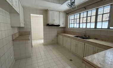 260 sqm Lot with 3 Bedroom Duplex House in San Lorenzo Village, Makati City