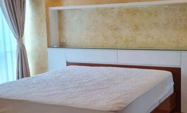 2BR Condo Unit for Rent at East of Galleria, Ortigas Center, Pasig City