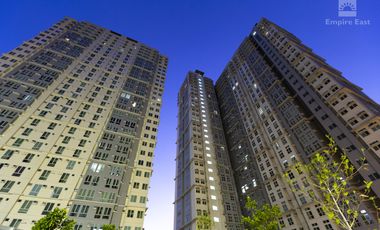 For sale Luxurious 2 Bedroom Corner unit Condo in Makati BGC NAIA MOA BGC San Lorenzo Place Rent to own