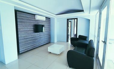 Two-Level Penthouse 3 Bedroom 240 sqm BGC Views Rare Find Tuscany Mckinley Hill