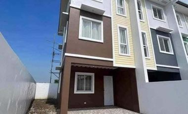 3 Storey Townhouse For Sale In Imus Cavite