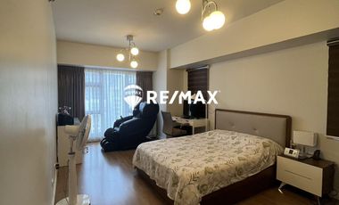 3BR in Escala Salcedo, Makati City, 129sqm