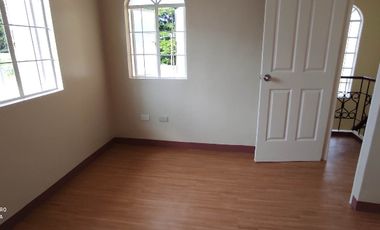 3 Bedrooms House and lot For Sale In Imus