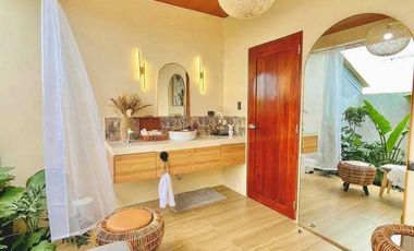 4BEDROOM INCOME GENERATING MODERN VILLA IN PAMPANGA
