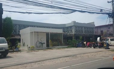 Property # 10093  Commercial Lot With Building In Agus Lapu Lapu City
