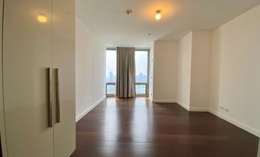 4BR Condominium for Lease in The Suites, BGC