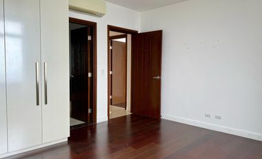 4BR Condominium for Lease in The Suites, BGC