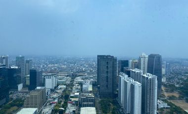 4BR Condominium for Lease in The Suites, BGC