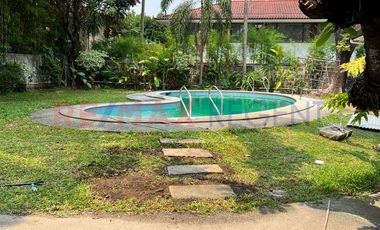 4 Bedrooms House for Rent in Dasmarinas Village, Makati City