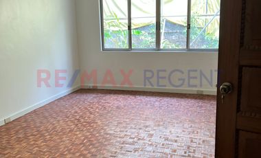 4 Bedrooms House for Rent in Dasmarinas Village, Makati City