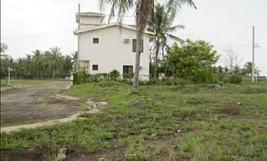 Subdivision Lot Near Beach