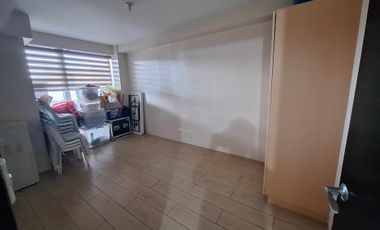 3 Bedroom Condominium with Loft For Sale in 81 Newport City. Pasay City.